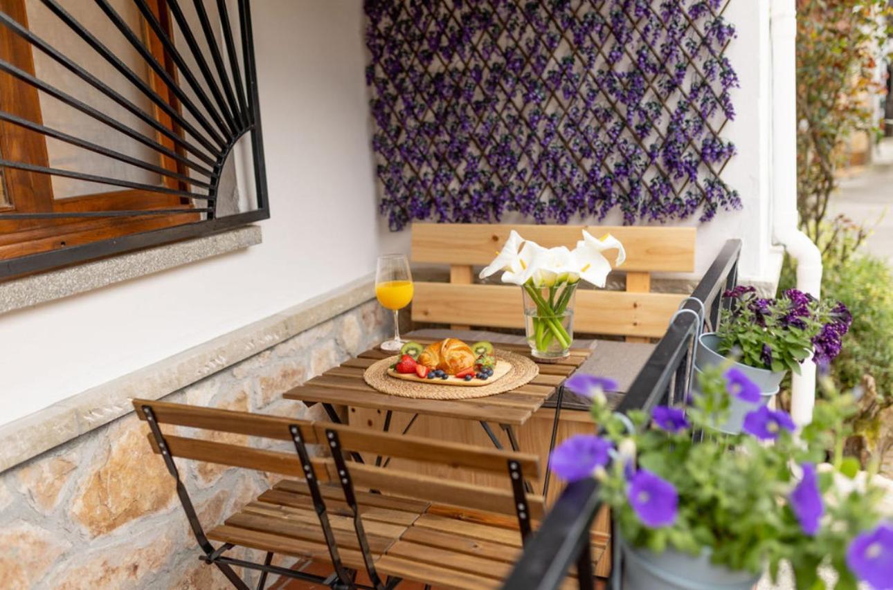 Villa La Olivia 53 Boutique Con Zona Chill Out Exterior Onís Exterior foto